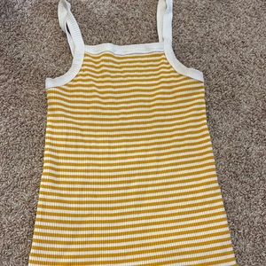 Old navy slim fit tank top
